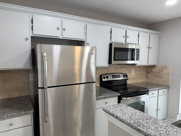 781 Country Place Drive 2052, Houston TX 77079