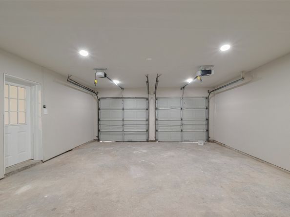 1985 Sherwood Forest Street, Houston TX 77043