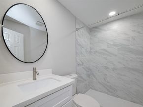 1985 Sherwood Forest Street, Houston TX 77043