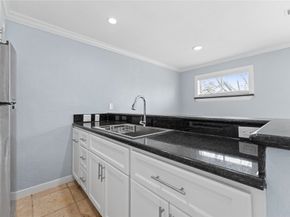 8118 Albacore Drive 7, Houston TX 77074