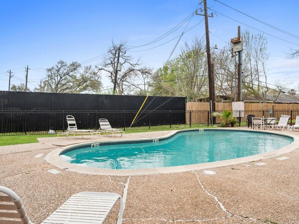 8118 Albacore Drive 7, Houston TX 77074