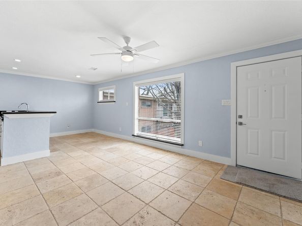 8118 Albacore Drive 7, Houston TX 77074