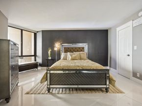 3525 Sage Road 1713, Houston TX 77056