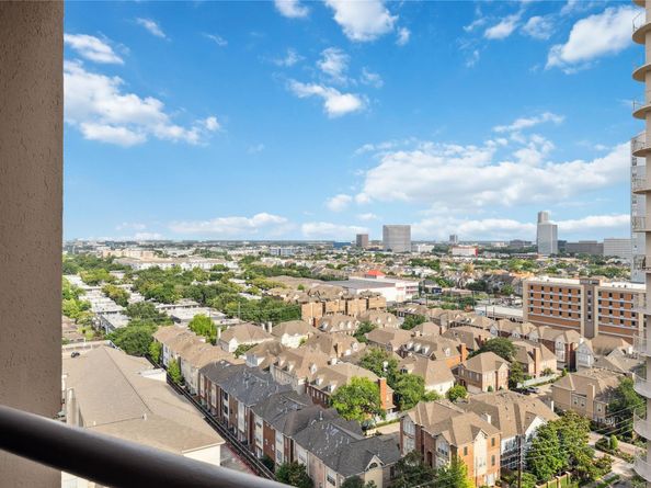 3525 Sage Road 1713, Houston TX 77056