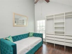 2211 S Kirkwood Road 1, Houston TX 77077