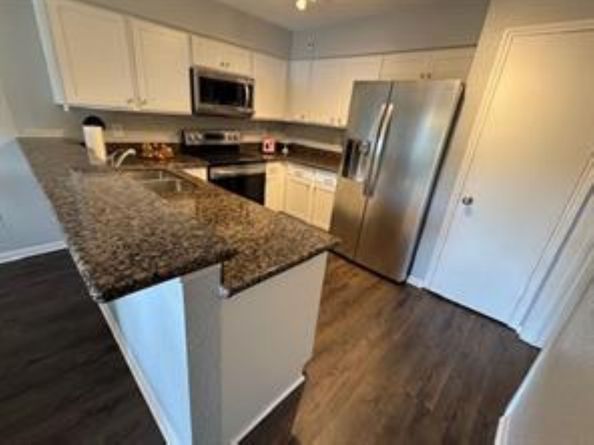 2211 S Kirkwood Road 1, Houston TX 77077