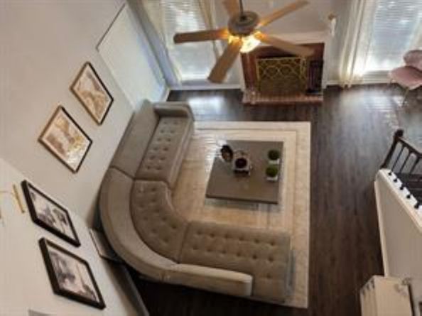 2211 S Kirkwood Road 1, Houston TX 77077