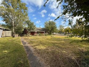 5875 Reed Road, Houston TX 77033