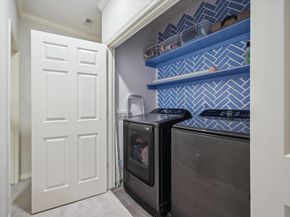 1315 Shady Villa Pine, Houston TX 77055