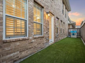 1315 Shady Villa Pine, Houston TX 77055