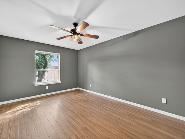 7555 Katy Freeway 127, Houston TX 77024