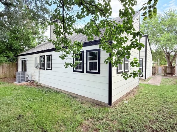 6330 Coachwood Drive, Houston TX 77035