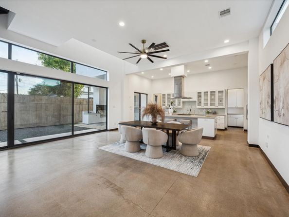 118 Tuam Street, Houston TX 77006