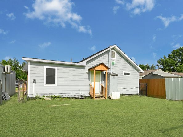 6825 Appleton Street, Houston TX 77022