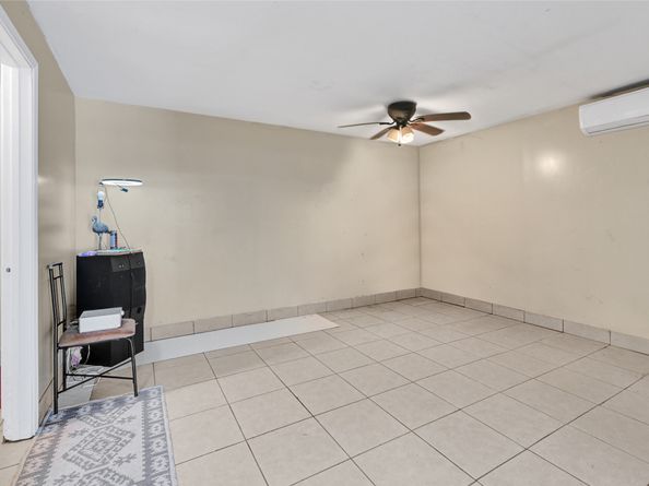 6825 Appleton Street, Houston TX 77022