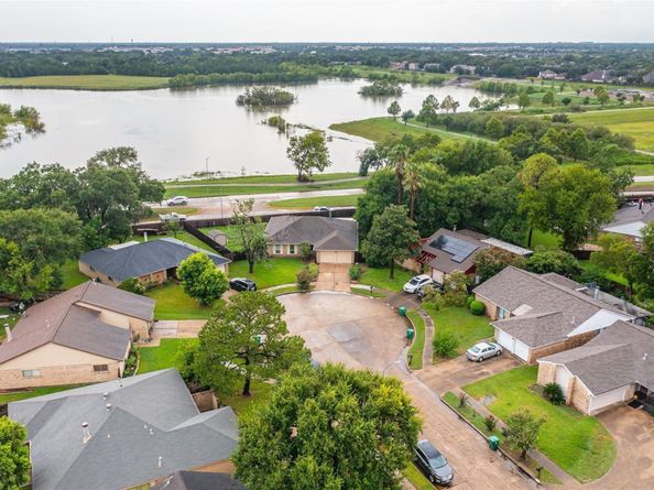 13418 Cricket Wood Circle, Houston TX 77082