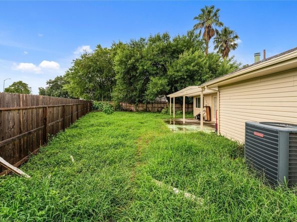 13418 Cricket Wood Circle, Houston TX 77082