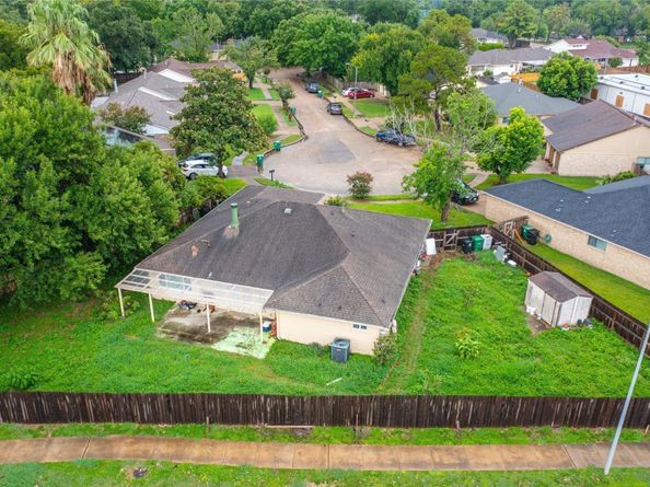 13418 Cricket Wood Circle, Houston TX 77082