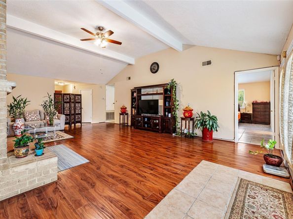 13418 Cricket Wood Circle, Houston TX 77082