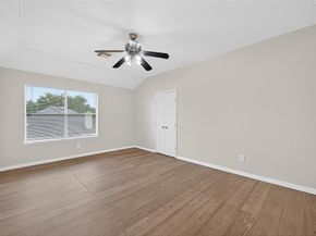 8419 Spotslyvania Ln, Houston TX 77083