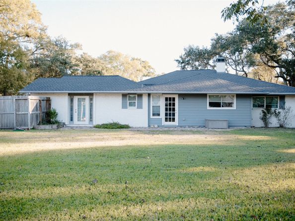 3010 Broadmoor Drive, Sugar Land TX 77478