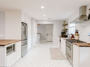 3010 Broadmoor Drive, Sugar Land TX 77478