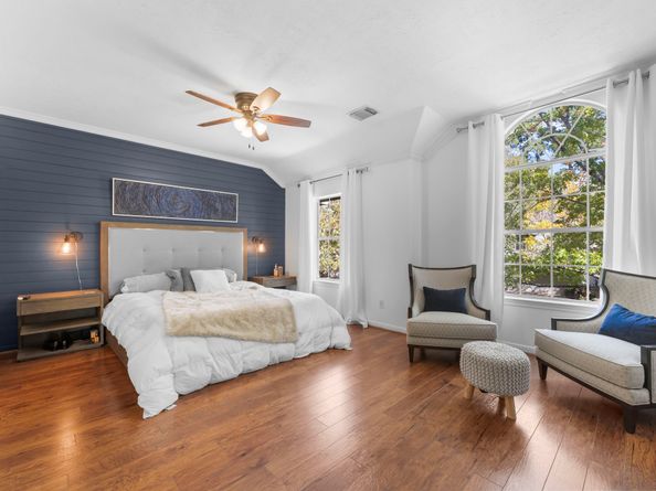 122 W Burberry Circle, The Woodlands TX 77384