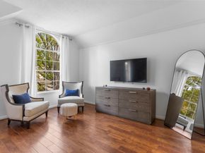 122 W Burberry Circle, The Woodlands TX 77384