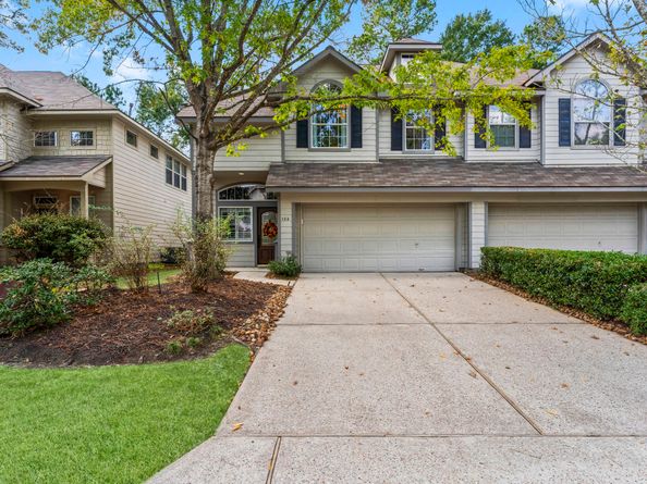 122 W Burberry Circle, The Woodlands TX 77384