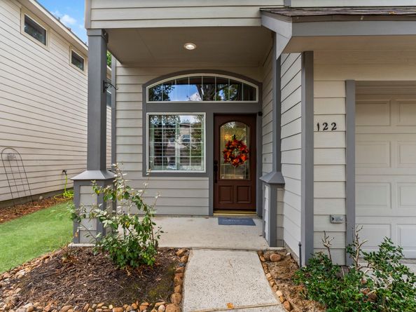 122 W Burberry Circle, The Woodlands TX 77384