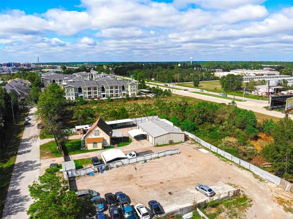 6317 Big Oaks Drive, Conroe TX 77385