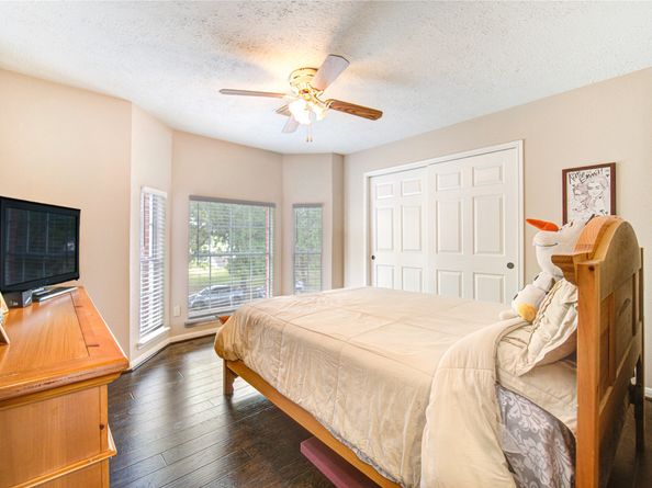 1363 Edenderry Lane, Missouri City TX 77459