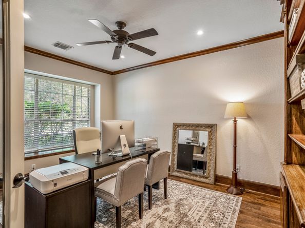 10203 Earlington Manor Drive, Spring TX 77379