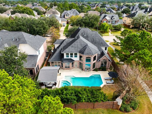 10203 Earlington Manor Drive, Spring TX 77379