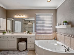 10203 Earlington Manor Drive, Spring TX 77379