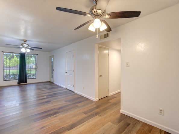 2110 Wilcrest Drive 140, Houston TX 77042