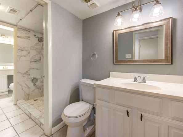 2110 Wilcrest Drive 140, Houston TX 77042