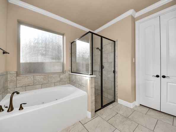 66 Lindenberry Circle, Spring TX 77389