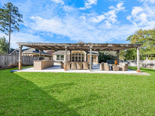 66 Lindenberry Circle, Spring TX 77389