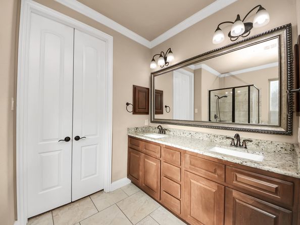 66 Lindenberry Circle, Spring TX 77389