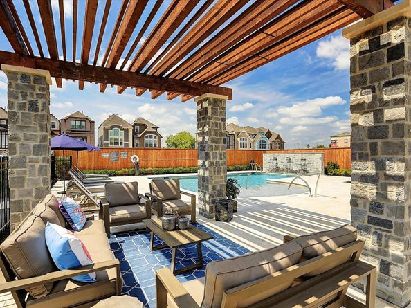 2806 Hilmar Drive, Houston TX 77082