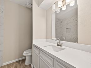 5451 Oakhaven Lane, Houston TX 77091