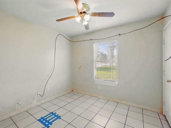 1911 Thonig Road, Houston TX 77055