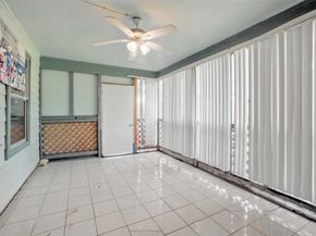 1911 Thonig Road, Houston TX 77055