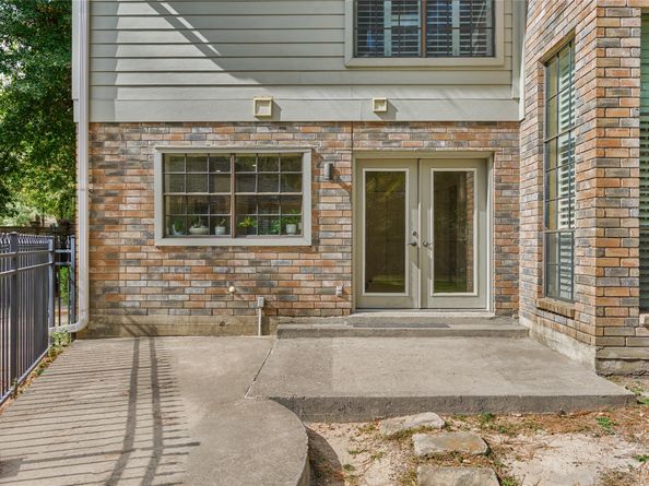 54 Thorn Berry Place, The Woodlands TX 77381