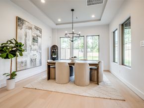 7512 SHADYVILLA Lane, Houston TX 77055