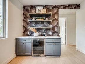 7512 SHADYVILLA Lane, Houston TX 77055