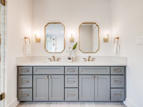 7512 SHADYVILLA Lane, Houston TX 77055