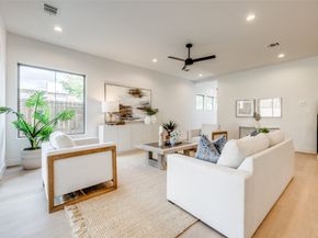 7512 SHADYVILLA Lane, Houston TX 77055