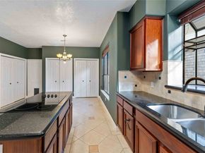 1914 Mosa Creek Court, Houston TX 77017